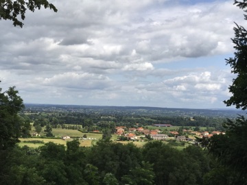 Doorkijkje vanuit 
Saint-Haon-le-Châtel